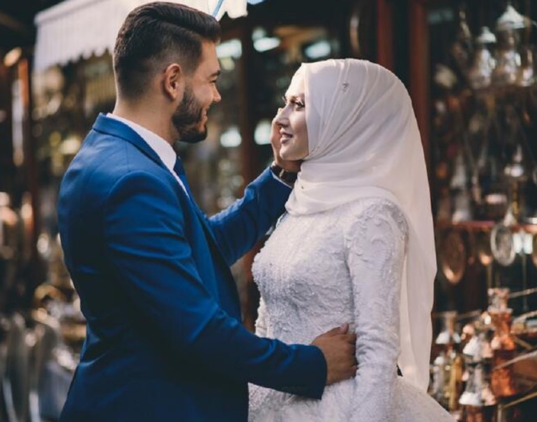 “MOJ BRAT SE OŽENIO MUSLIMANKOM IZ NOVOG PAZARA”: Kad smo videli šta nas je sačekalo na svadbi, umalo se nismo PREVRNULI OD ŠOKA, PA JE LI OVO MOGUĆE?! - featured image