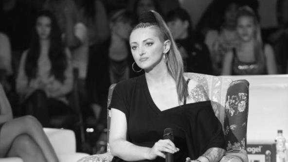 Umrla u mukama i tvrdila da je zbog jedne stvari dobila rak: Muž joj nije bio na sahrani, a njena posljednja želja kida dušu - featured image