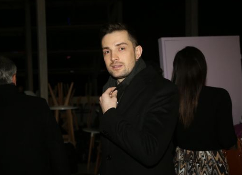 Tuga u porodici Mirze Selimovića: Pjevač skrhan bolom, ostao bez još jednog člana - featured image