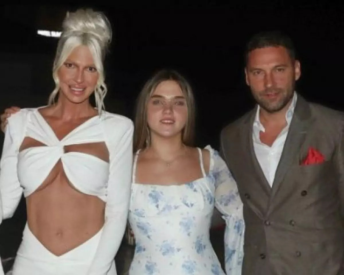 Jelena i Duško imaju milione, ali ne mogu da pomognu kćerki: Nika otkrila s kakvim se problemima bori - featured image