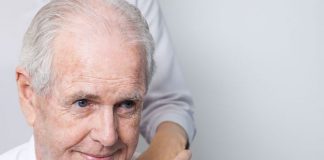 PRVI ZNAK DEMENCIJE SE JAVLJA U USTIMA: Ako ovo OSJEĆATE hitno se javite LJEKARU!