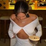 “NEMA POTREBE ZA SAVETIMA OD ZENE KOJA IMA PREKO 40 GODINA” Dina Dzinovic provocira nikad vise, a NJENA MAJKA porucuje: “Da l’ se meni svida ono sto radi, pa…”