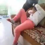 (VIDEO) “TI SI ZVER!” Horor u centru za rehabilitaciju: Uciteljica vredala ucenicu i TUKLA je SIPKOM pred ostalom decom