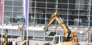 Građevinski inženjer objasnio kako je došlo do rušenja nadstrešnice u Novom Sadu