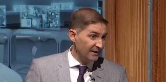 “SVAKO VEČE PRED SPAVANJE POJEDITE OVU VOĆKU I ONA ĆE OČISTITI VAŠA CREVA KAO BULDOŽER”: Savet doktora Čubrila za detoks