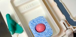 Moć tableta za pranje sudova: Više od običnog čišćenja posuđa