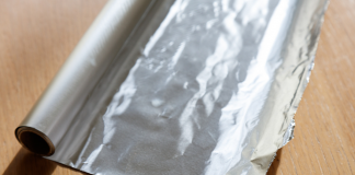Aluminijska folija na ulazu: Riješite se problema preko noći!