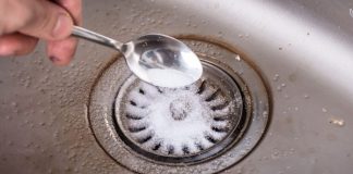 Kako Efikasno Očistiti Sudoper: Moćan Prah Koji Rješava Problem