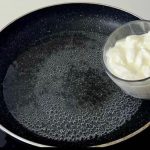 Samo sipajte JOGURT u kipuću vodu, dodajte brašno i ne morate ujutro ići u prodavnicu Skoro NIKO za to ne zna!