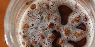 Voda sa Suhim Grožđem: Savršen Napitak za Detoksikaciju i Mršavljenje