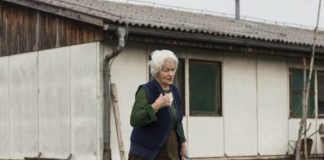 ŽENA JE MUŽU REKLA DA STAVI SVOJU STARU MAJKU U STARAČKI DOM! Rekao Joj Je Da Hoće, A Onda Je Uradio JEDNU STVAR!