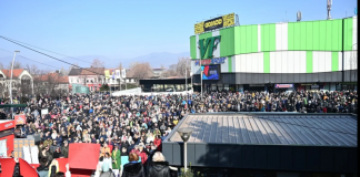 Najmasovnija mirna šetnja u Zenici: Građani izašli na ulice zbog inflacije, poskupljenja i drugih problema