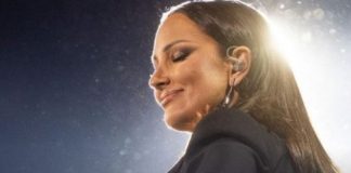 Isto ružno pače, zubi kao raspored časova! Veliki nos i uši kao kod slona! Pogledajte kako je izgledala Aleksandra Prijović dok je išla u srednju školu, užas Isto ružno pače, zubi kao raspored časova! Veliki nos i uši! Pogledajte kako je izgledala Aleksandra Prijović dok je išla u srednju školu, užas - featured image