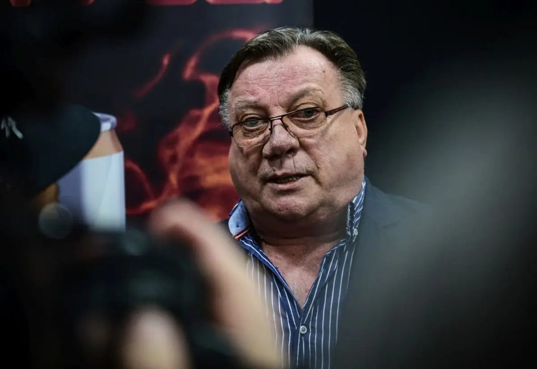 Sve ide jako loše, rak je zahvatio cijelu utrobu: Objavljeni zabrinjavajući detalji o Halidu Bešliću - featured image