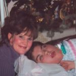 Kao mala je upala u bazen i bila u komi 20 godina: Kad su je dovezli kući, ono što se desilo sa ikonama je jezivo