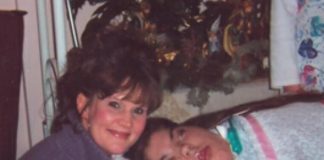 Kao mala je upala u bazen i bila u komi 20 godina: Kad su je dovezli kući, ono što se desilo sa ikonama je jezivo