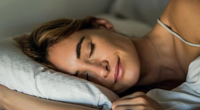 Nesanica se pobeđuje strategijom od 5 jednostavnih tehnika: Koraci rade kad se primenjuju dosledno Nesanica se pobeđuje strategijom od 5 jednostavnih tehnika: Koraci rade kad se primenjuju dosledno - featured image