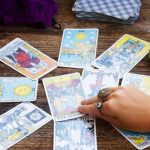Tarot horoskop za decembar 2025: Kažu da nema preciznijeg, a evo na šta svaki znak treba da obrati pažnju Tarot horoskop za decembar 2025: Kažu da nema preciznijeg, a evo na šta svaki znak treba da obrati pažnju - featured image